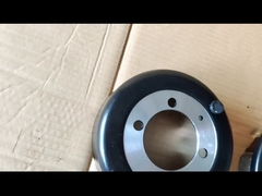 耐久ISUZU NPRの部品のハンド ブレーキ アセンブリはブレーキ片および版が付いているスチール ドラムそして鉄のドラムを備えている