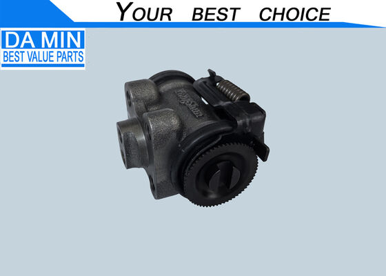 NPR 4HK1 エンジン トラック 車輪シリンダー 8973588790 後部右ブレーキ ドラム 後部ポンプ イスズー ブレーキシリンダー 輪輪ギア調整 60 歯